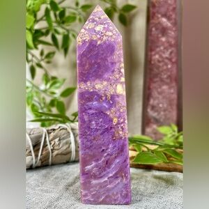 1458 Phosphosiderite Crystal Tower